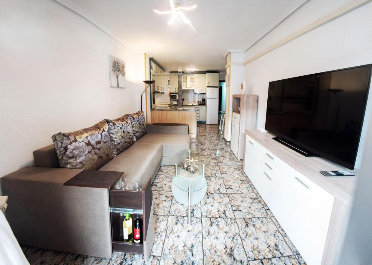 Holiday La Loma Apartment Торрев'єха Екстер'єр фото
