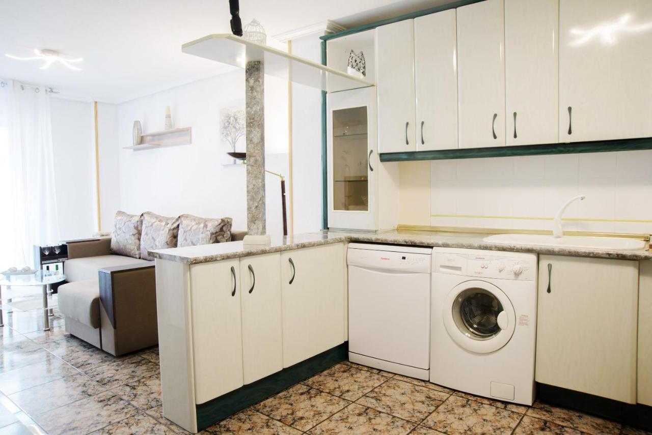 Holiday La Loma Apartment Торрев'єха Екстер'єр фото